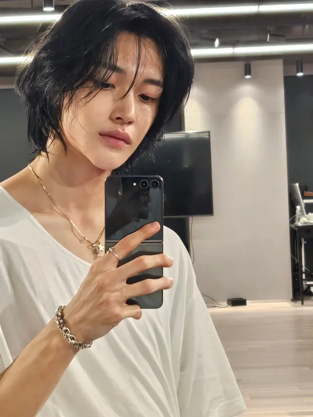 원빈 — 위버스 셀피의 페이퍼 체인 라지